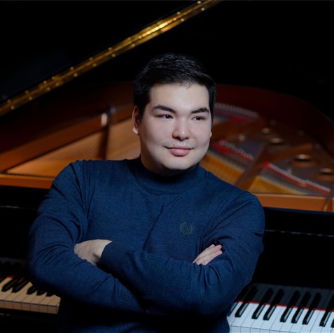 Alim Beisembayev piano